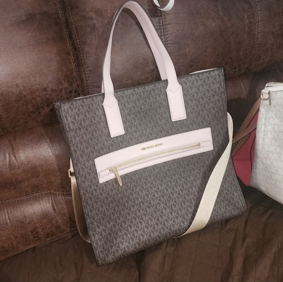 🍂🍁NWOT MICHAEL KORS PINK BLUSH LARGE KENLEY TOTE - Picture 2 of 10